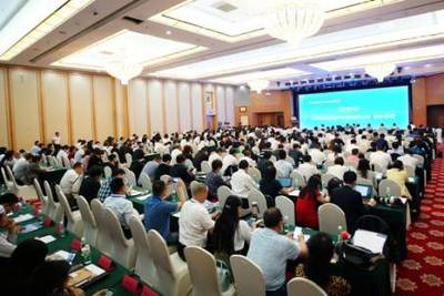 共筑誠信基石，激發(fā)創(chuàng)新活力——第六屆全國商務(wù)誠信建設(shè)大會暨‘互聯(lián)網(wǎng)+信用’年度創(chuàng)新峰會在京成功舉行